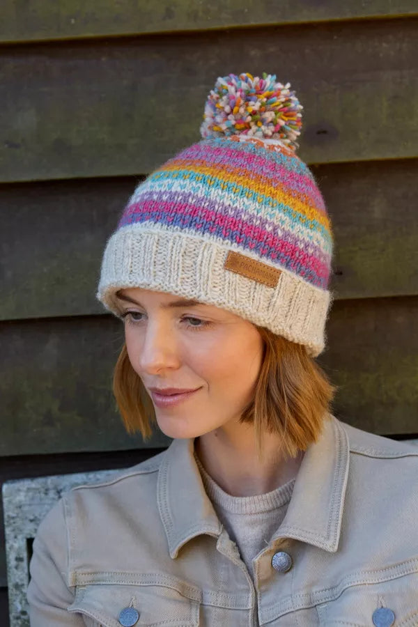 Villarica Roll Back Bobble Beanie