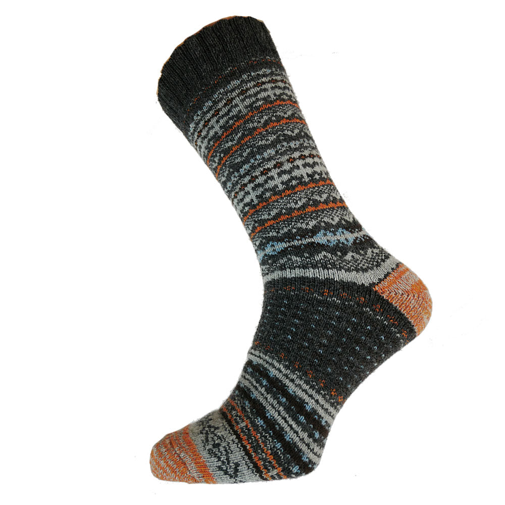 Men's Nordic patterned wool blend socks