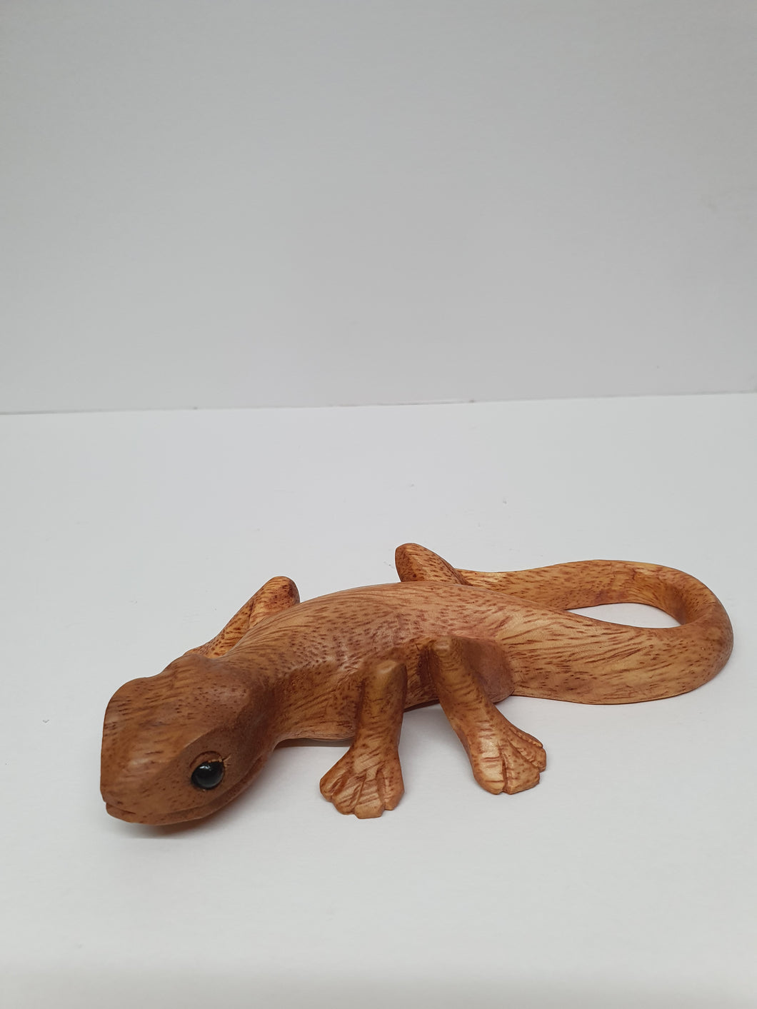 Small Wooden Gecko